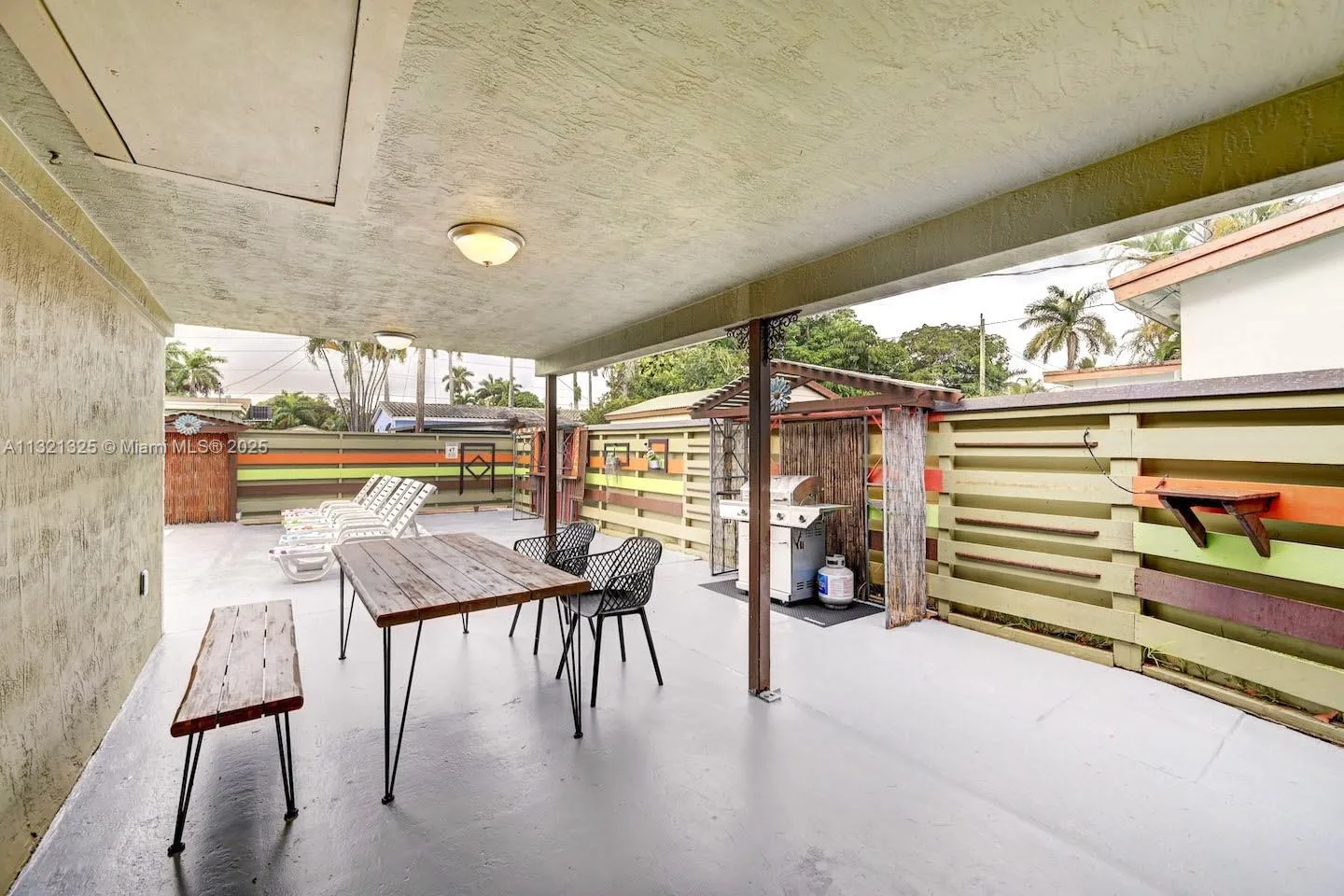 1020 N 13th Ter, Hollywood, FL 33019 photo 4