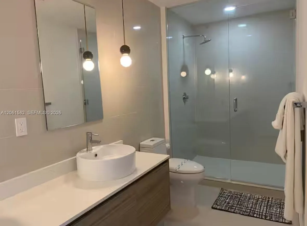 121 NE 34th St # L604, Miami, FL 33137 photo 7