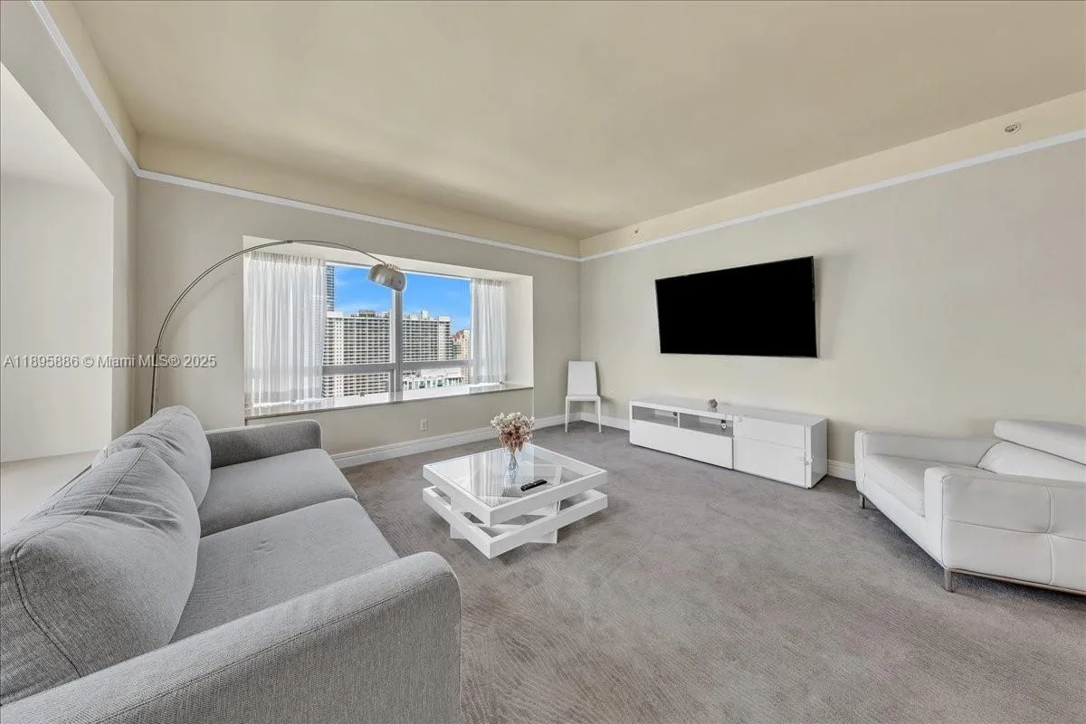 1435 Brickell Ave # 3112, Miami, FL 33131