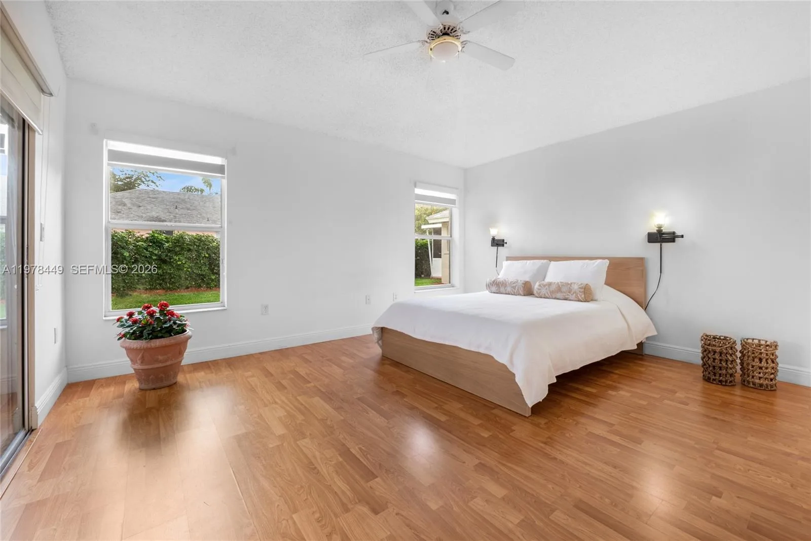 2020 SE 5th Pl, Homestead, FL 33033 photo 5