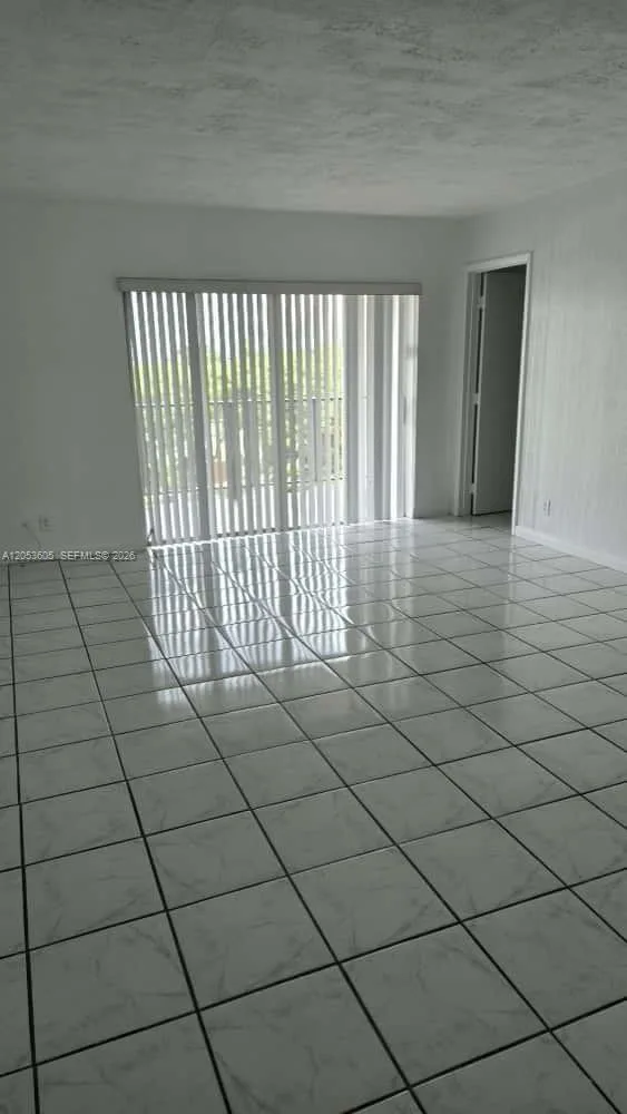 13707 Kendale Lakes Cir # PH11, Miami, FL 33183 photo 3
