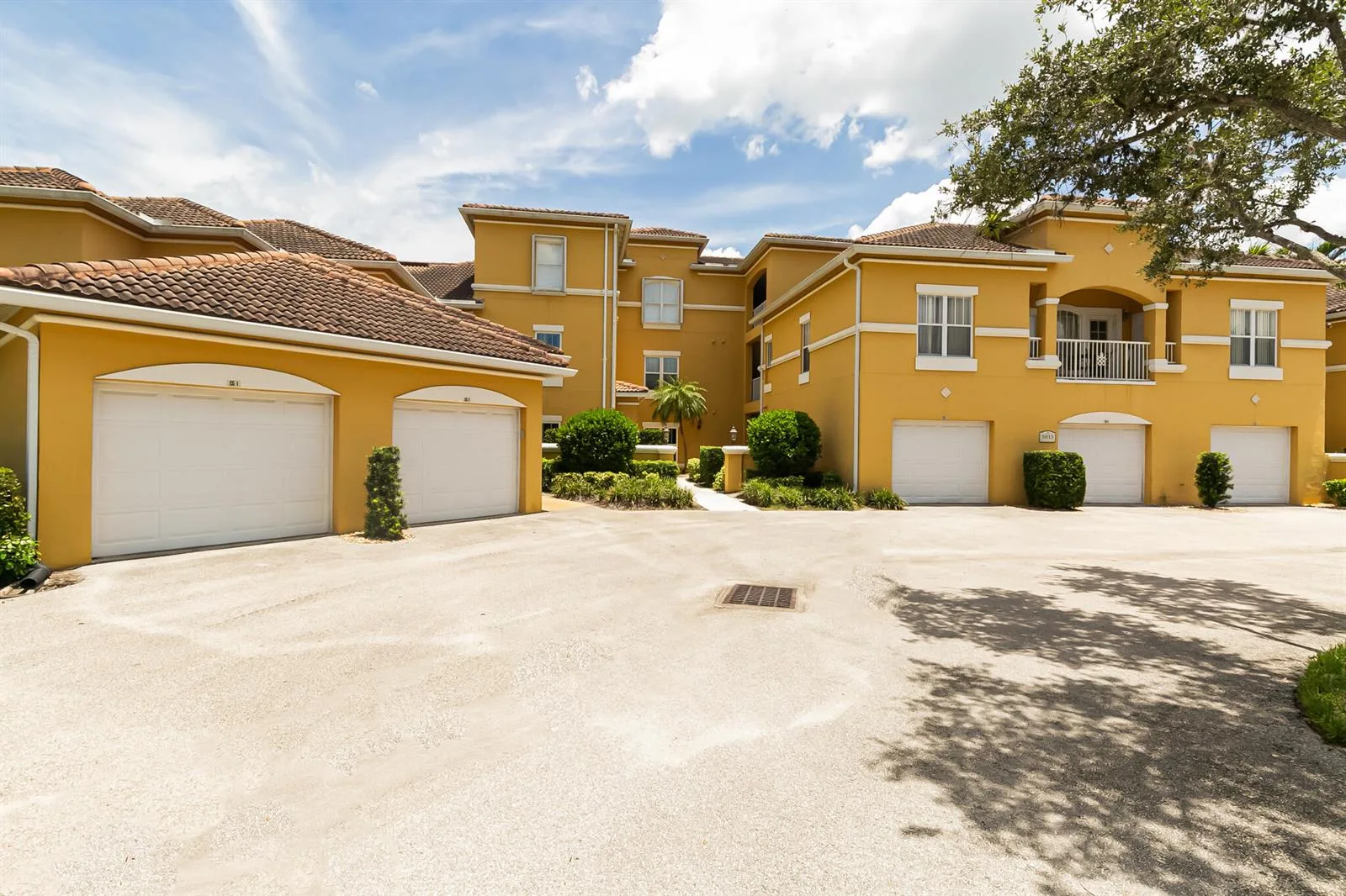 5015 Fairways Circle # 305, Vero Beach, FL 32967