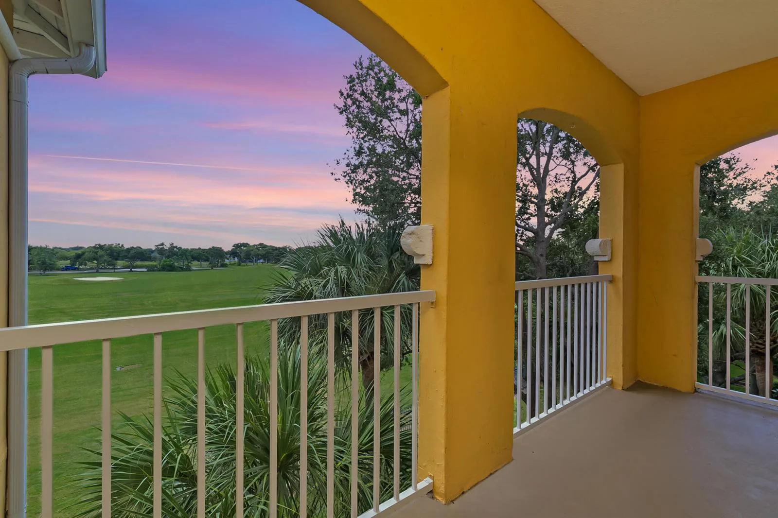 5015 Fairways Circle # 305, Vero Beach, FL 32967 photo 2