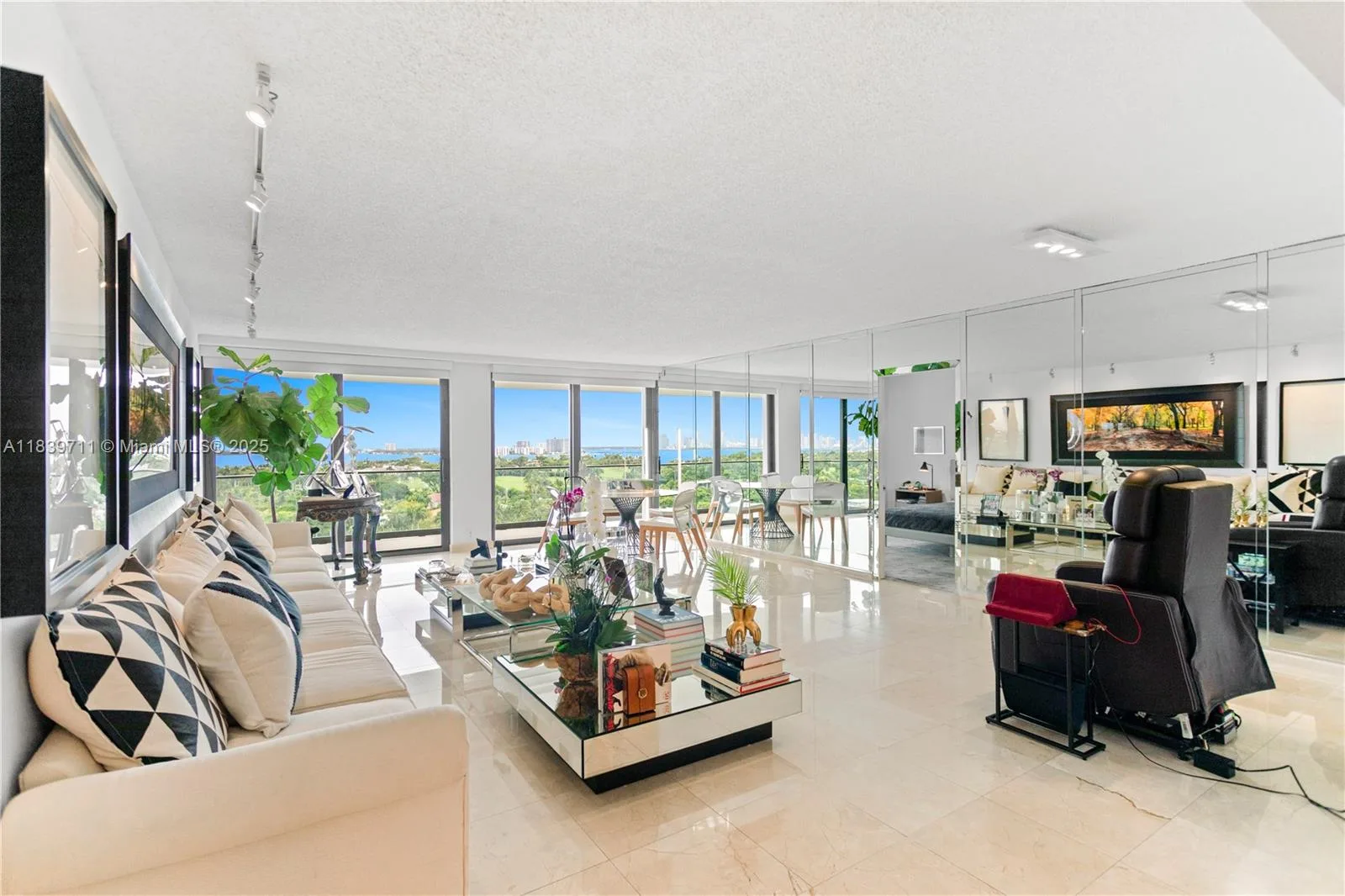 5500 Collins Ave # 1502, Miami Beach, FL 33140 photo 13