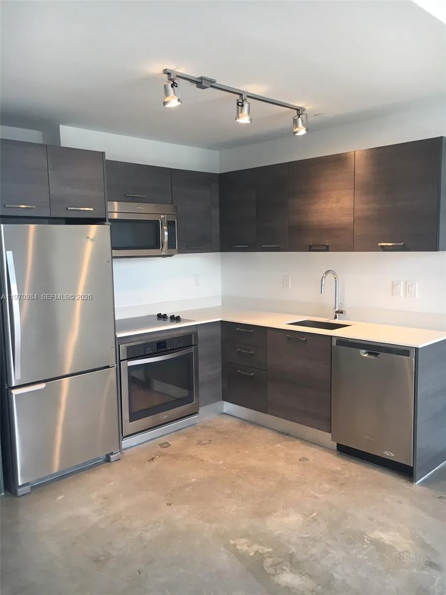 151 SE 1st St # 1109, Miami, FL 33131 photo 8
