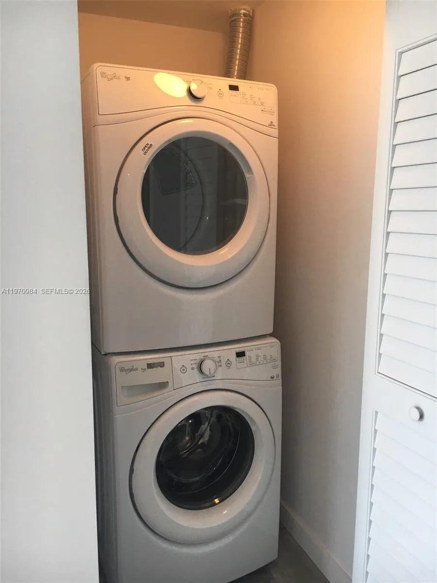 151 SE 1st St # 1109, Miami, FL 33131 photo 9