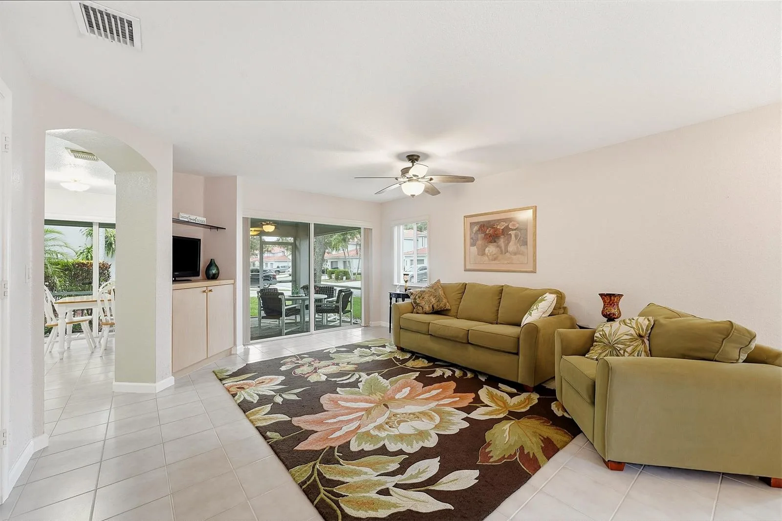 5511 Crossing Rocks Court, Riviera Beach, FL 33407 photo 4