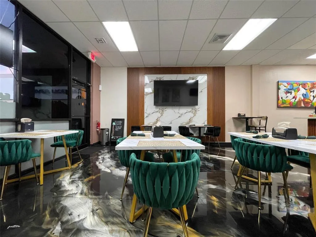 2900 N STATE ROAD 7 # 3724, Lauderdale Lakes, FL 33313