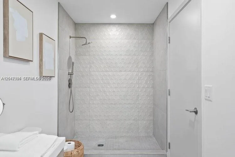 1155 NE 126th St # 302, North Miami, FL 33161 photo 7