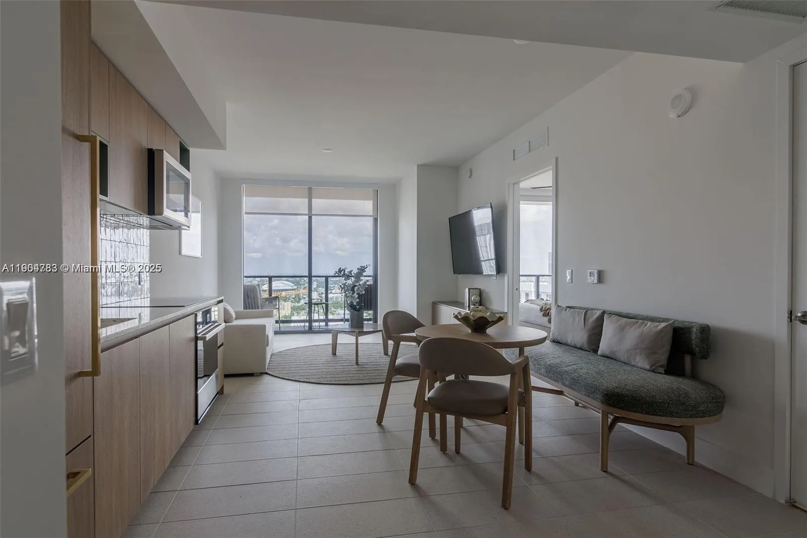 159 NE 6th St # 3404, Miami, FL 33132 photo 7