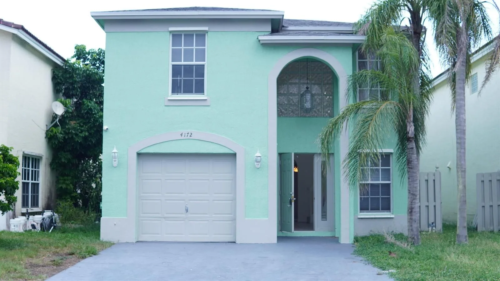 4172 Pine Hollow Circle, FL 33463