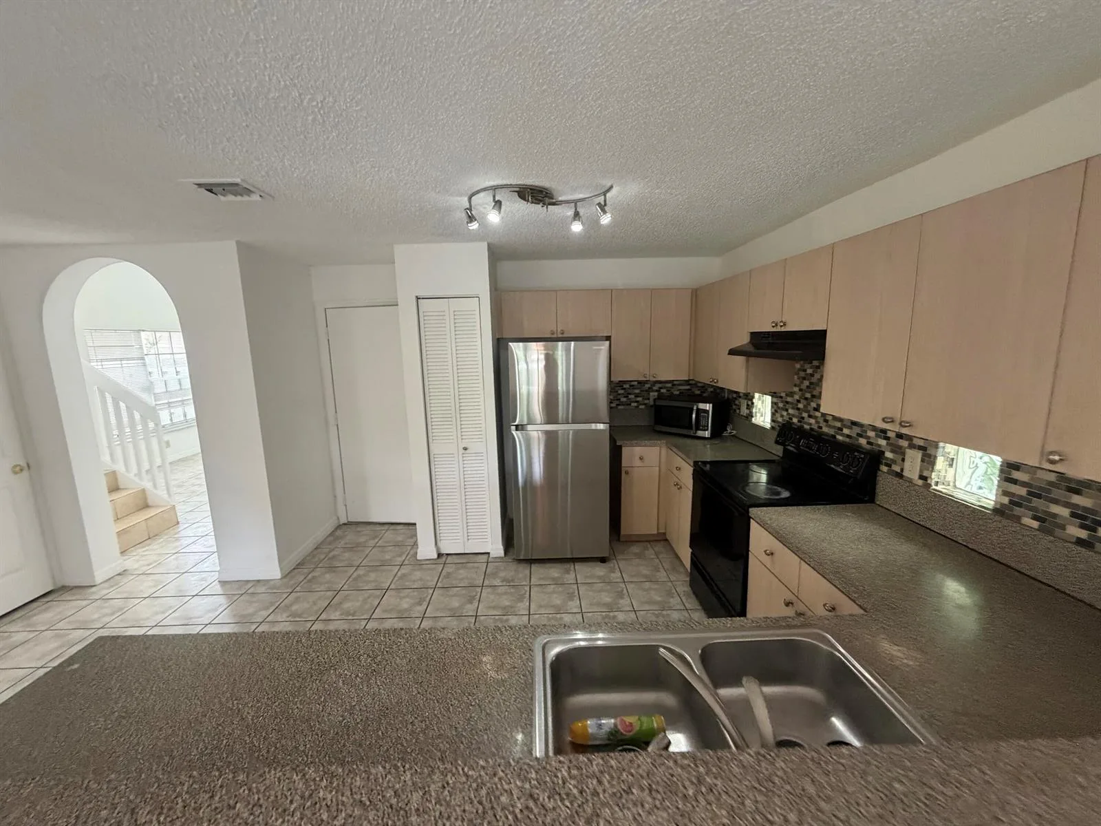 4172 Pine Hollow Circle, FL 33463 photo 10