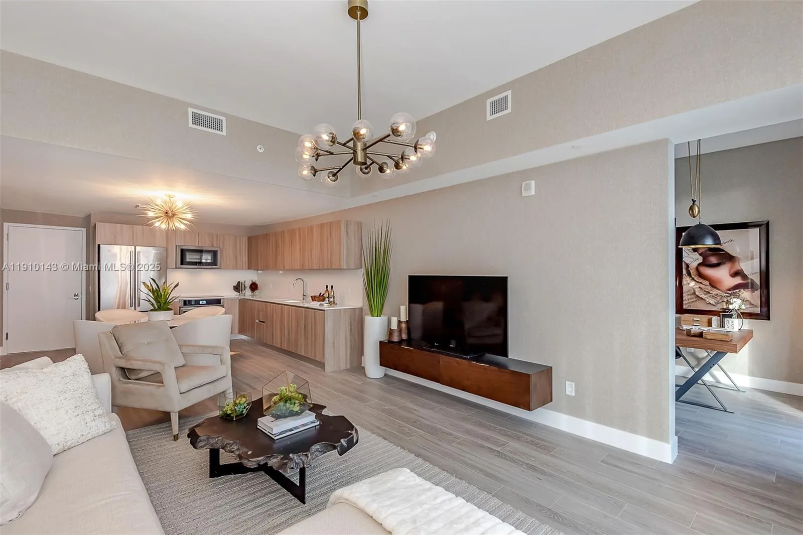 2960 NE 207th St # 1112, Aventura, FL 33180 photo 6