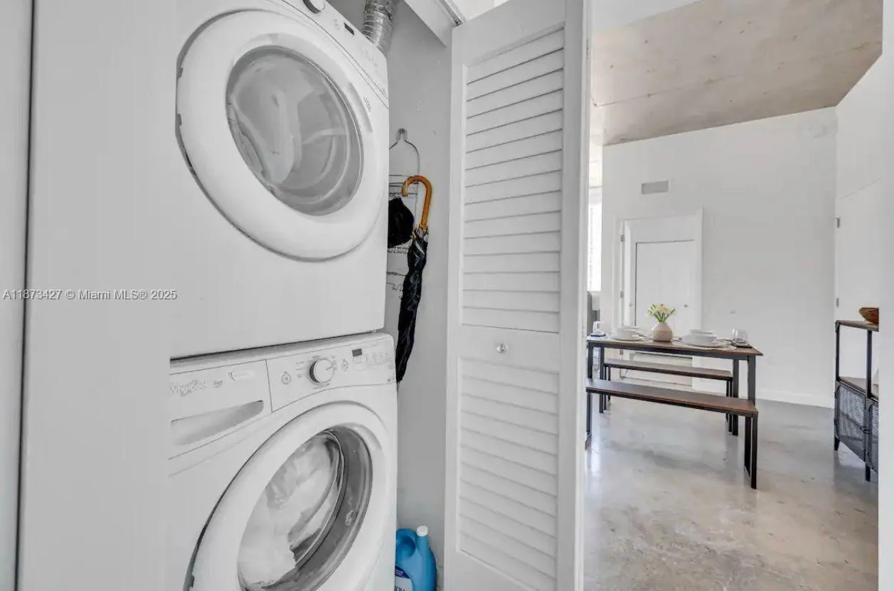 151 SE 1st St # 1111, Miami, FL 33131 photo 13