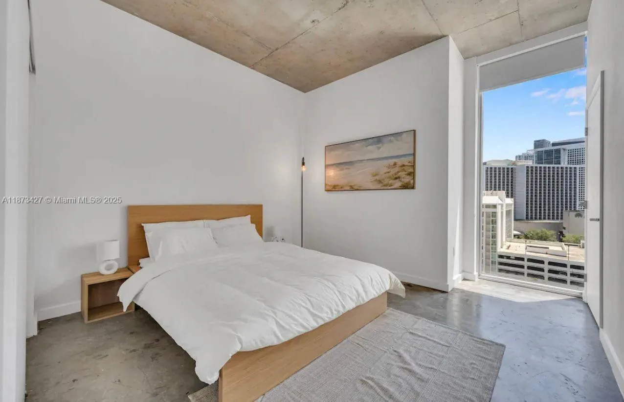 151 SE 1st St # 1111, Miami, FL 33131 photo 7