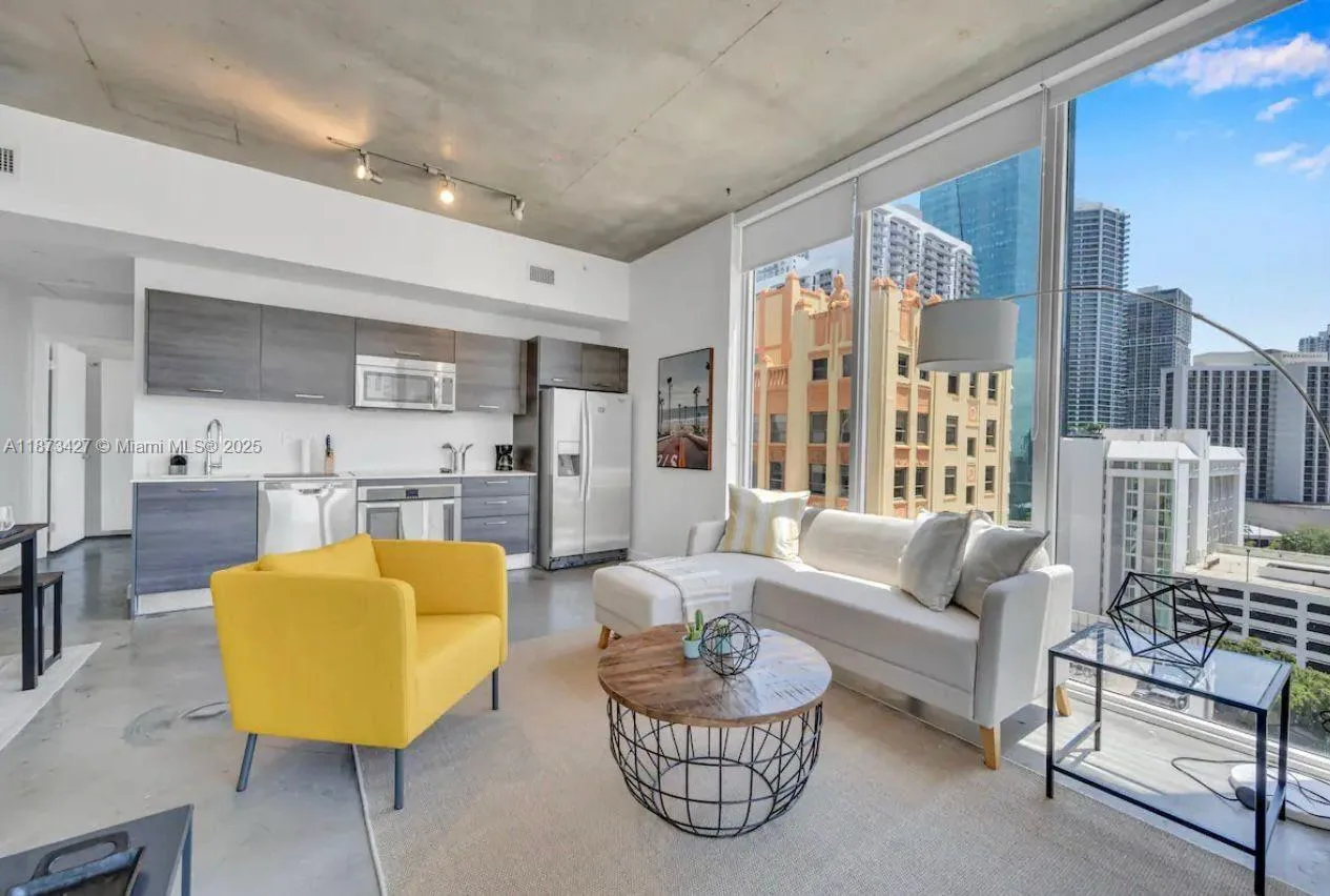 151 SE 1st St # 1111, Miami, FL 33131 photo 9