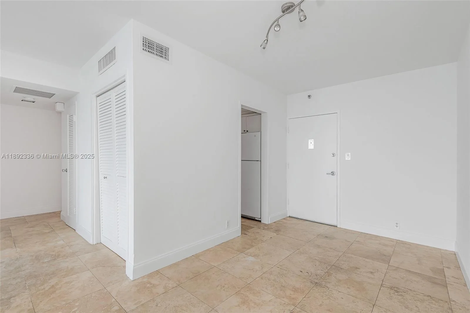 1000 West Ave # 1517, Miami Beach, FL 33139 photo 10