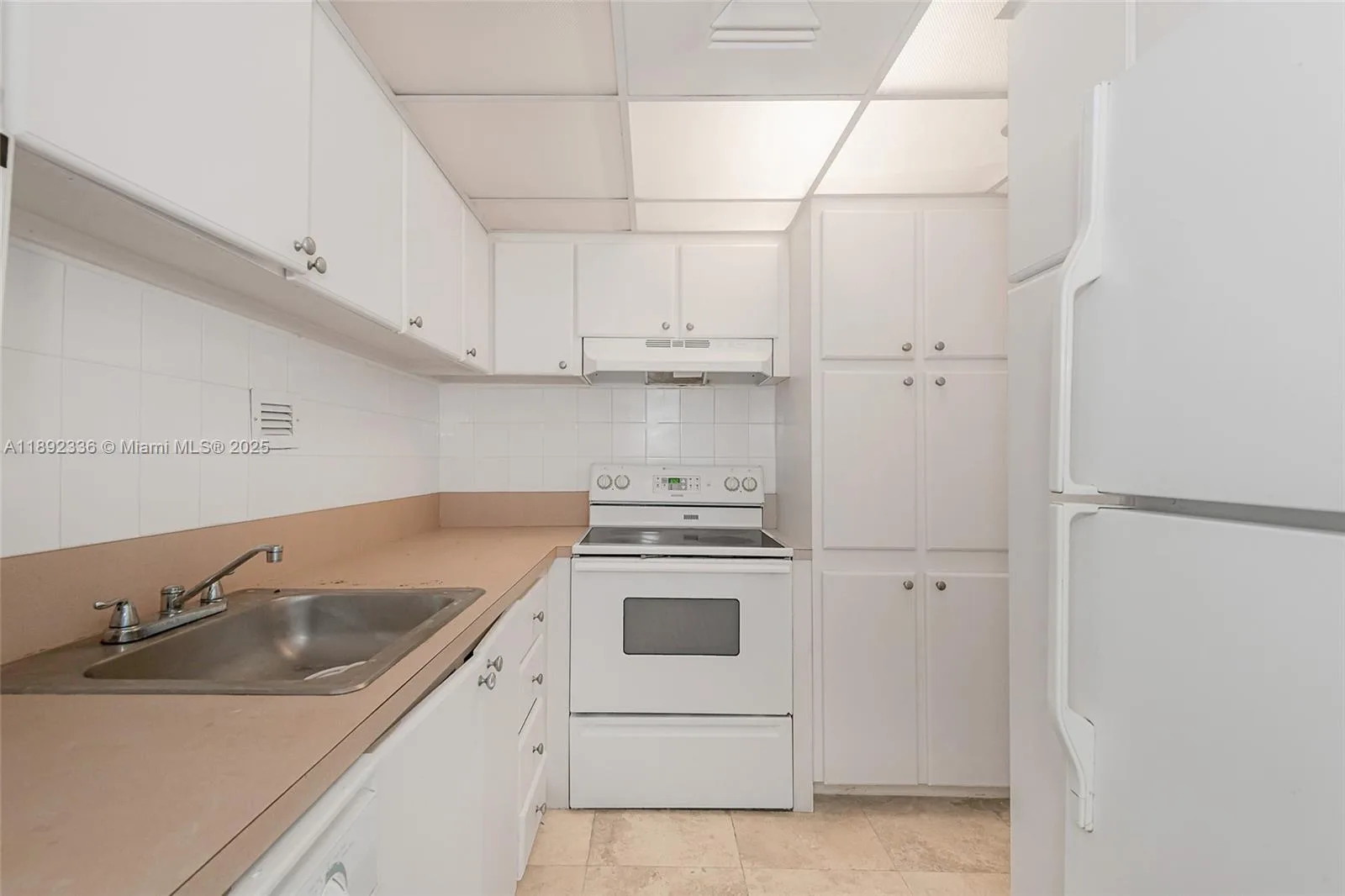 1000 West Ave # 1517, Miami Beach, FL 33139 photo 12