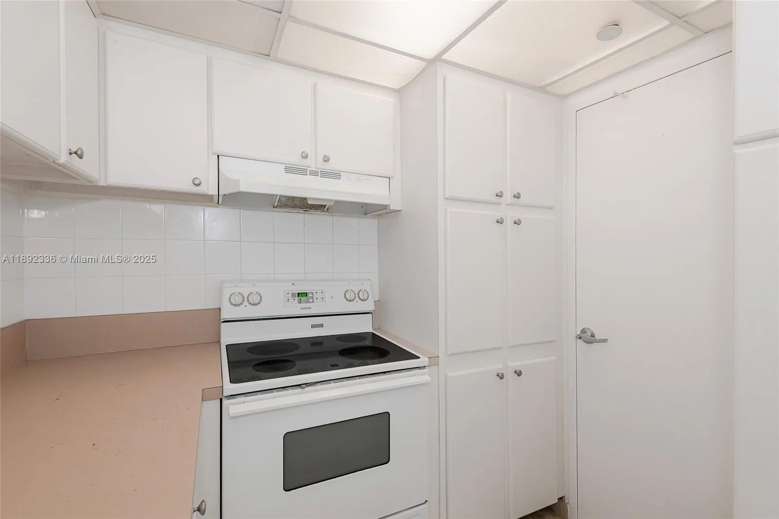1000 West Ave # 1517, Miami Beach, FL 33139 photo 13