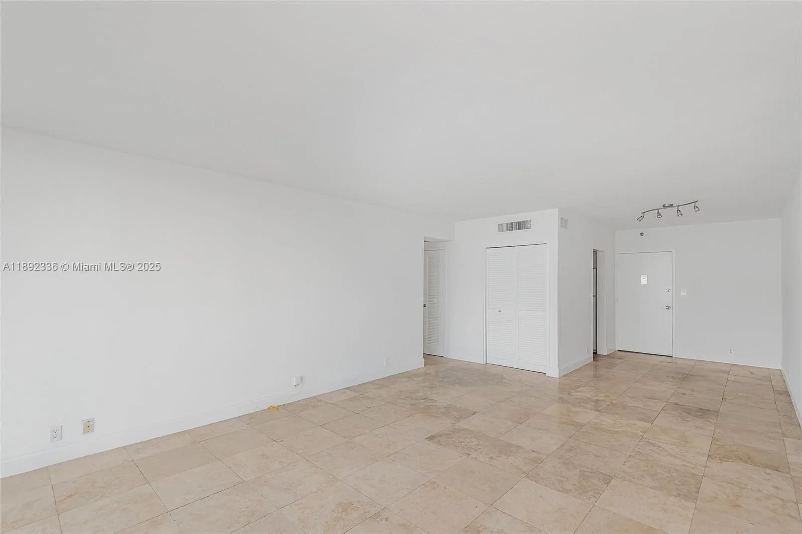 1000 West Ave # 1517, Miami Beach, FL 33139 photo 7