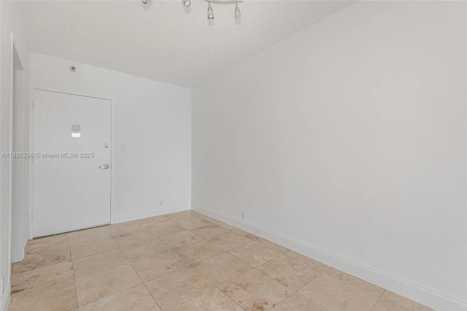 1000 West Ave # 1517, Miami Beach, FL 33139 photo 8