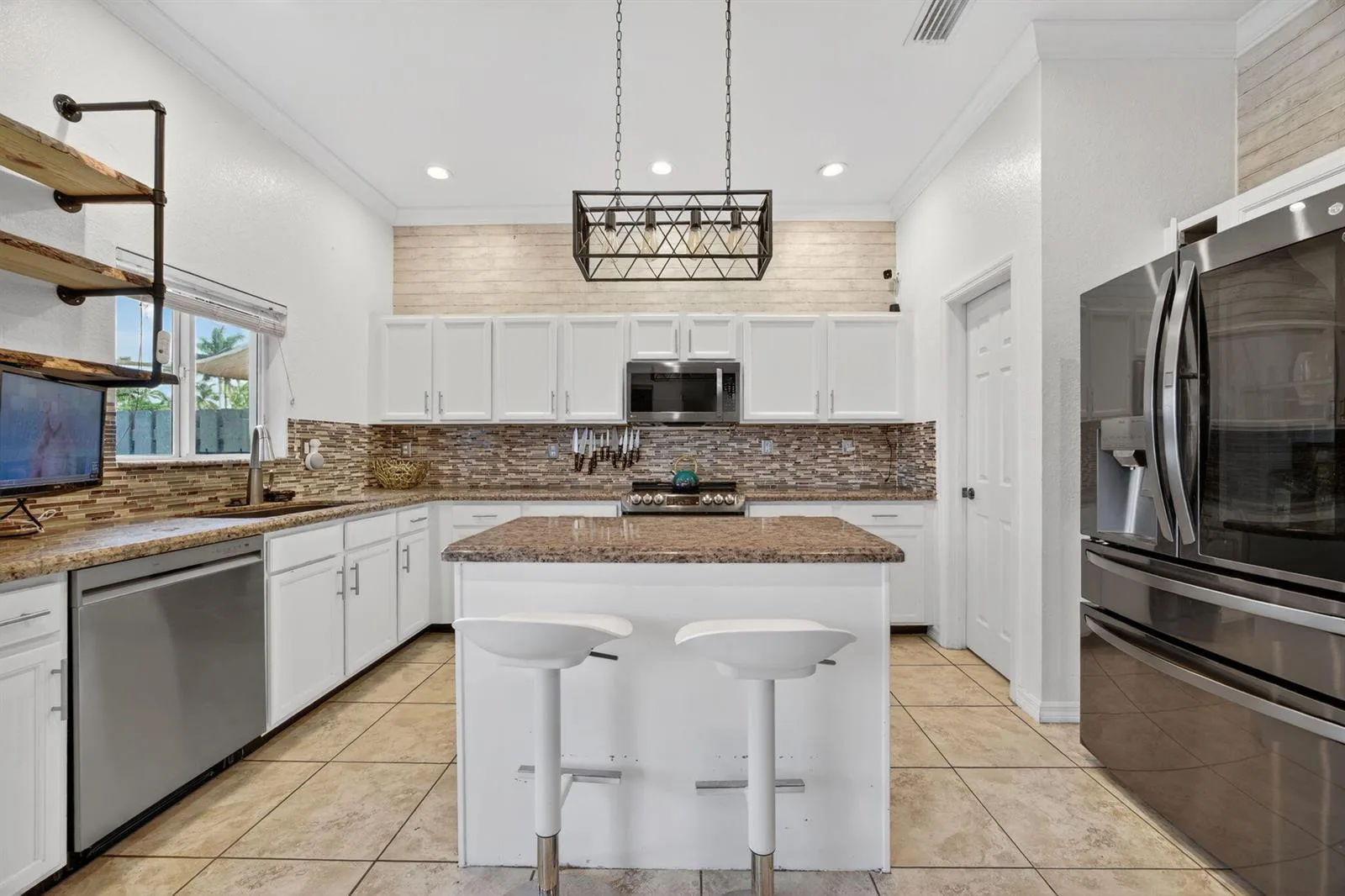 2332 SE 16th Terrace, Homestead, FL 33035 photo 4