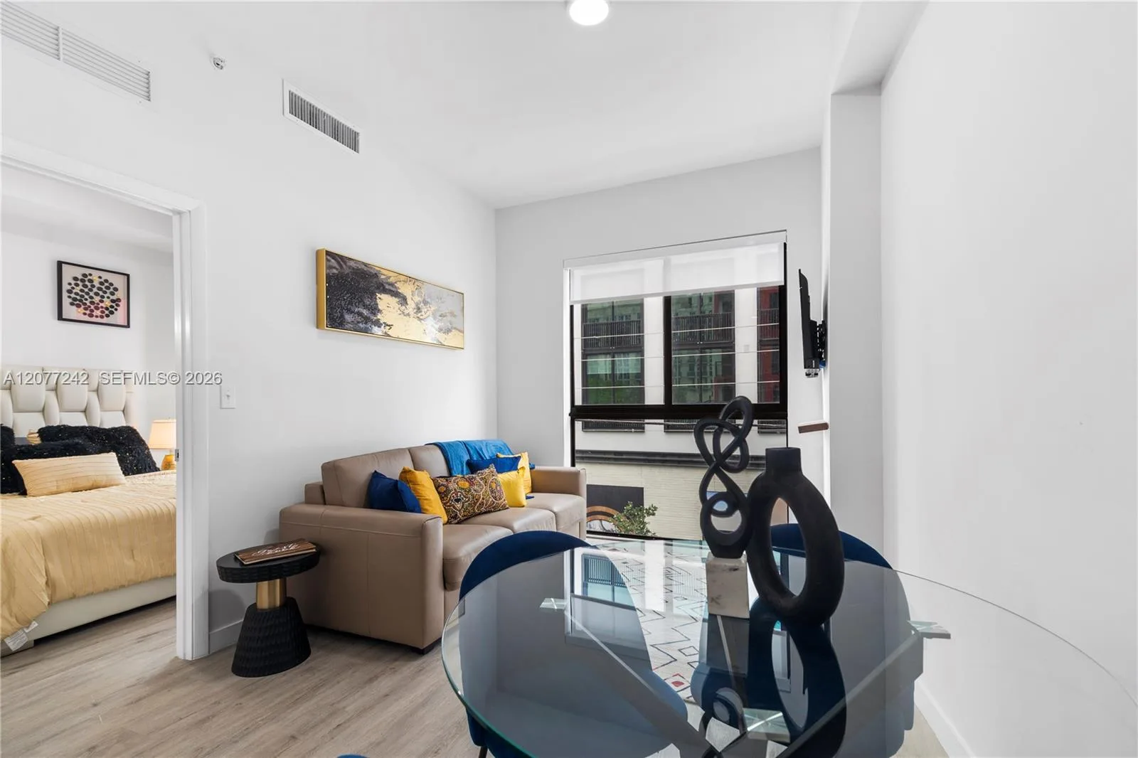 136 NW 26th St # 207, Miami, FL 33127 photo 2