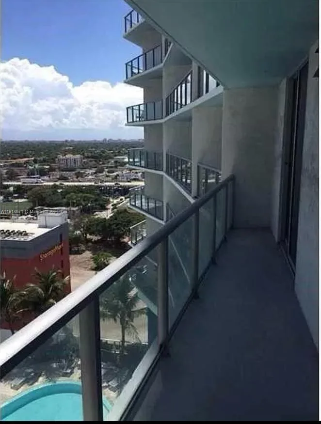 185 SW 7th St # 1714, Miami, FL 33130