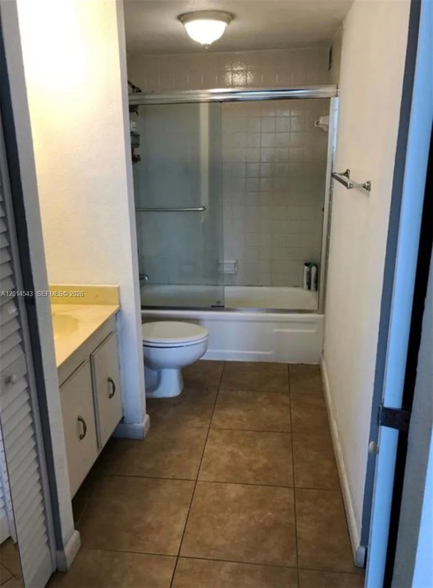 600 Three Islands Blvd # 418, Hallandale Beach, FL 33009 photo 10