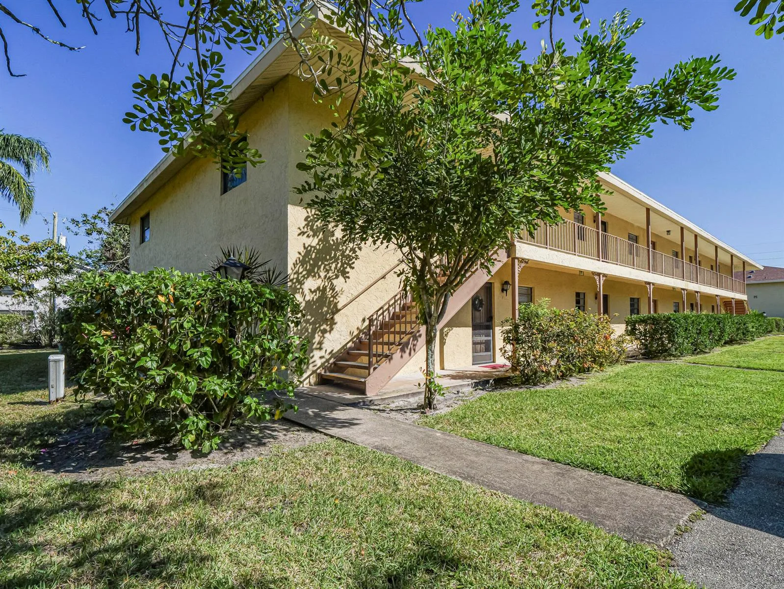 400 18th Street # G2, Vero Beach, FL 32960