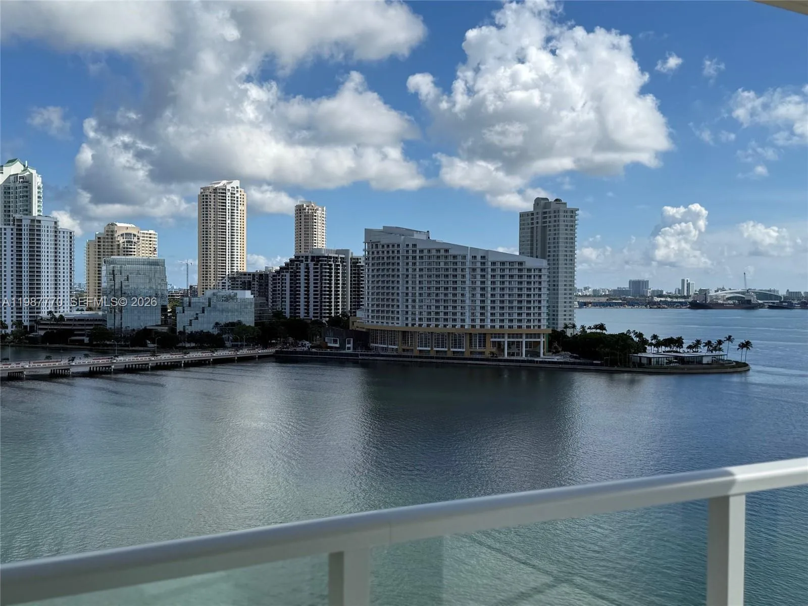 1155 Brickell Bay Dr # 1008, Miami, FL 33131 photo 2