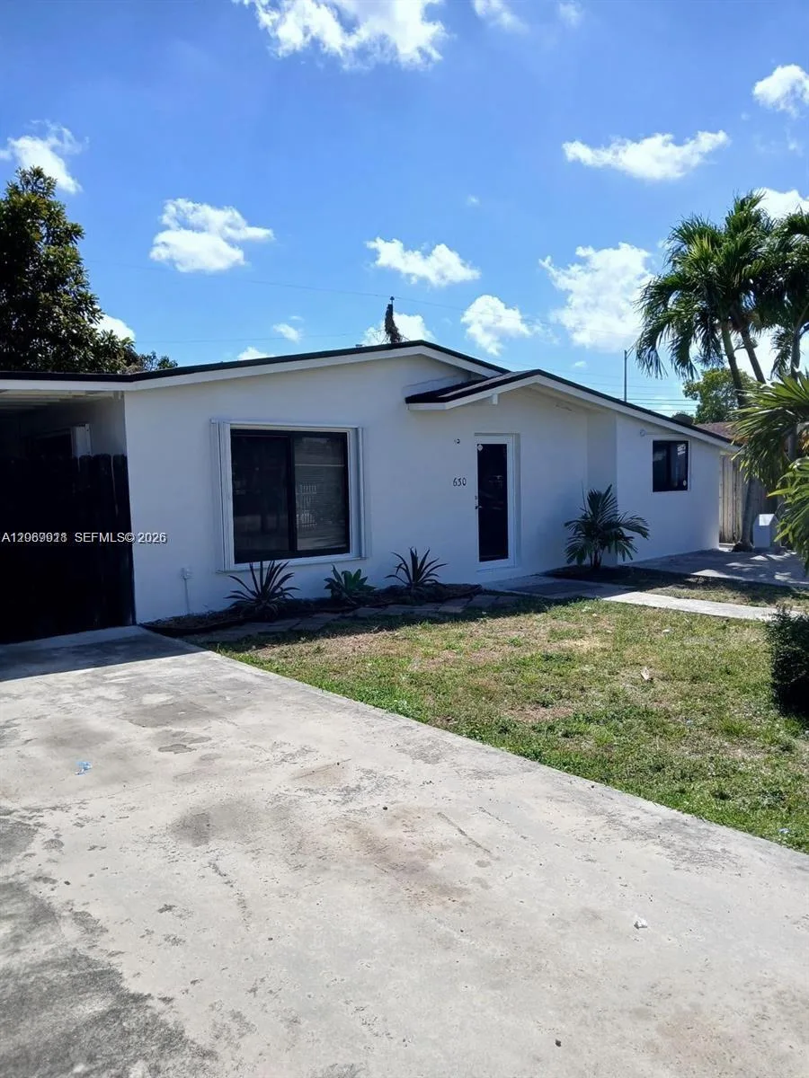 630 SE 3rd Pl, Hialeah, FL 33010