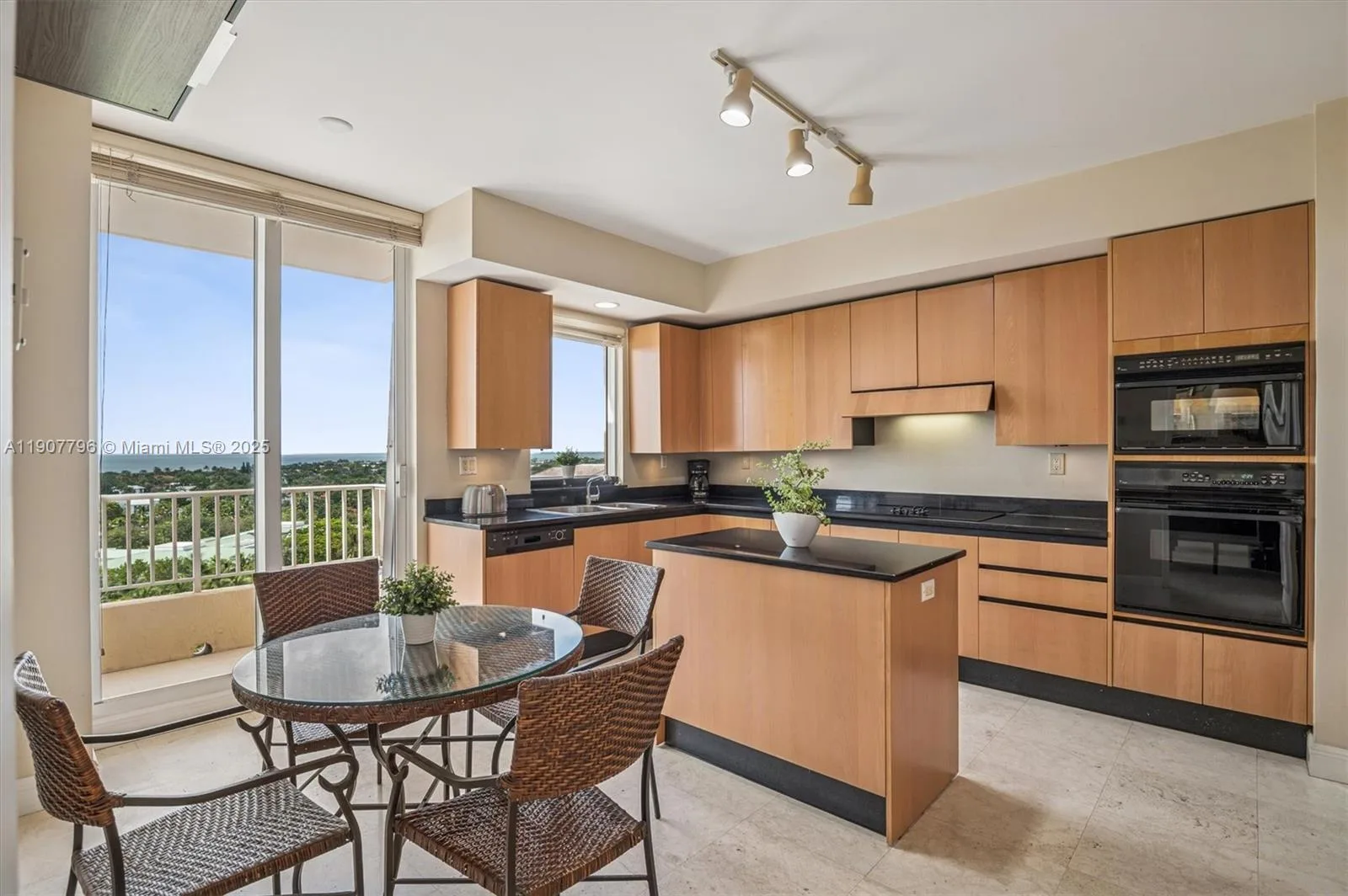 789 Crandon Blvd # 1005, Key Biscayne, FL 33149 photo 8
