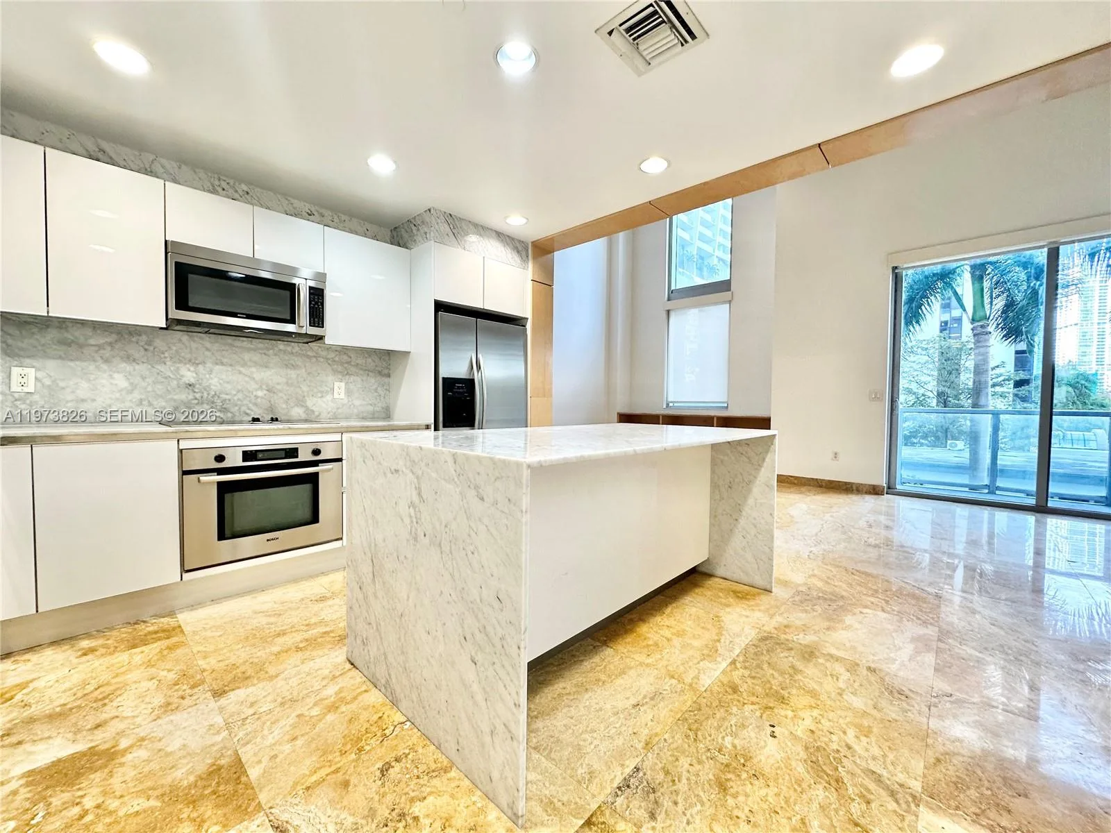 1060 Brickell Ave # 201, Miami, FL 33131 photo 2