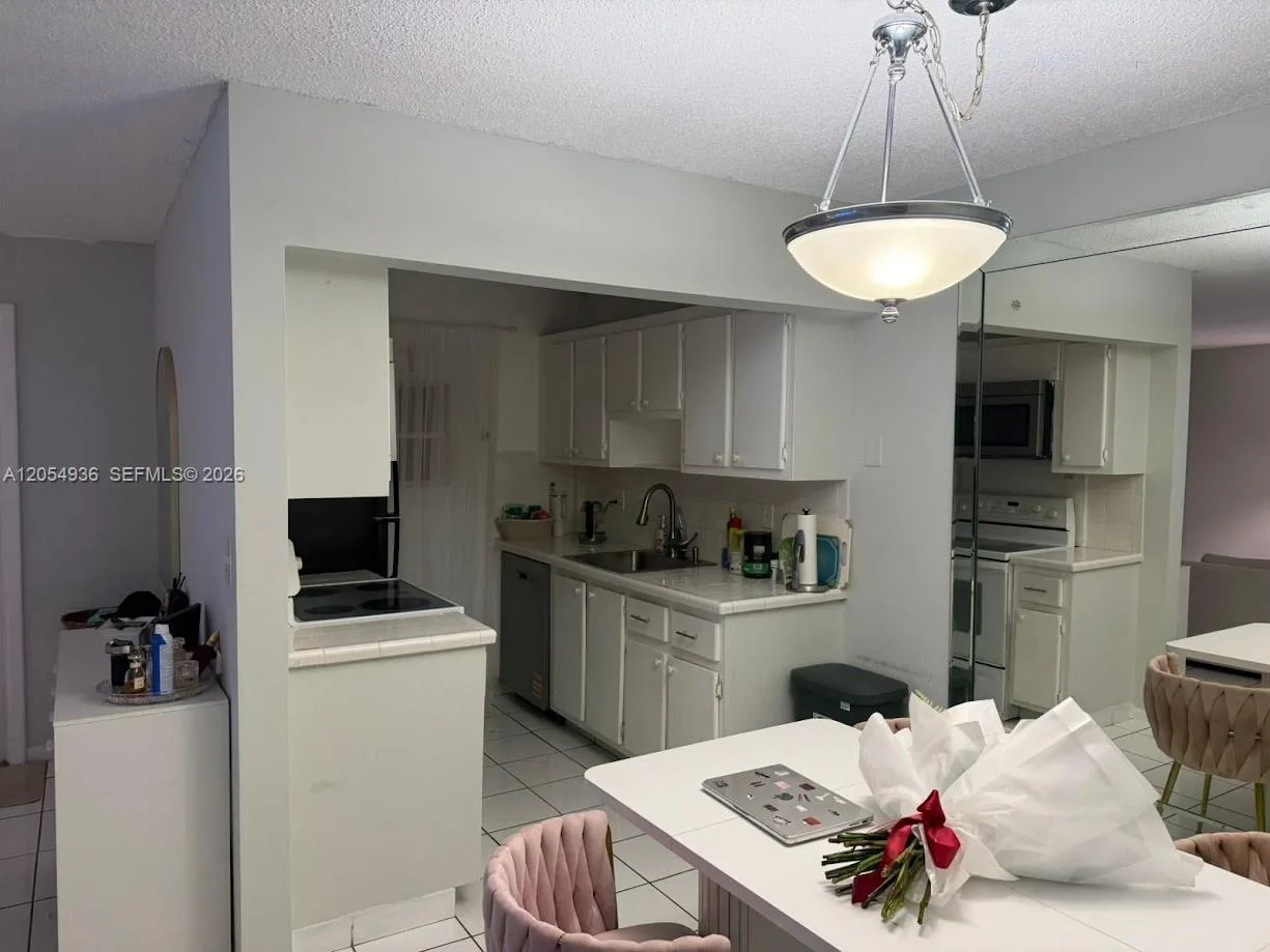 2420 Diana Dr # 302, Hallandale Beach, FL 33009 photo 3