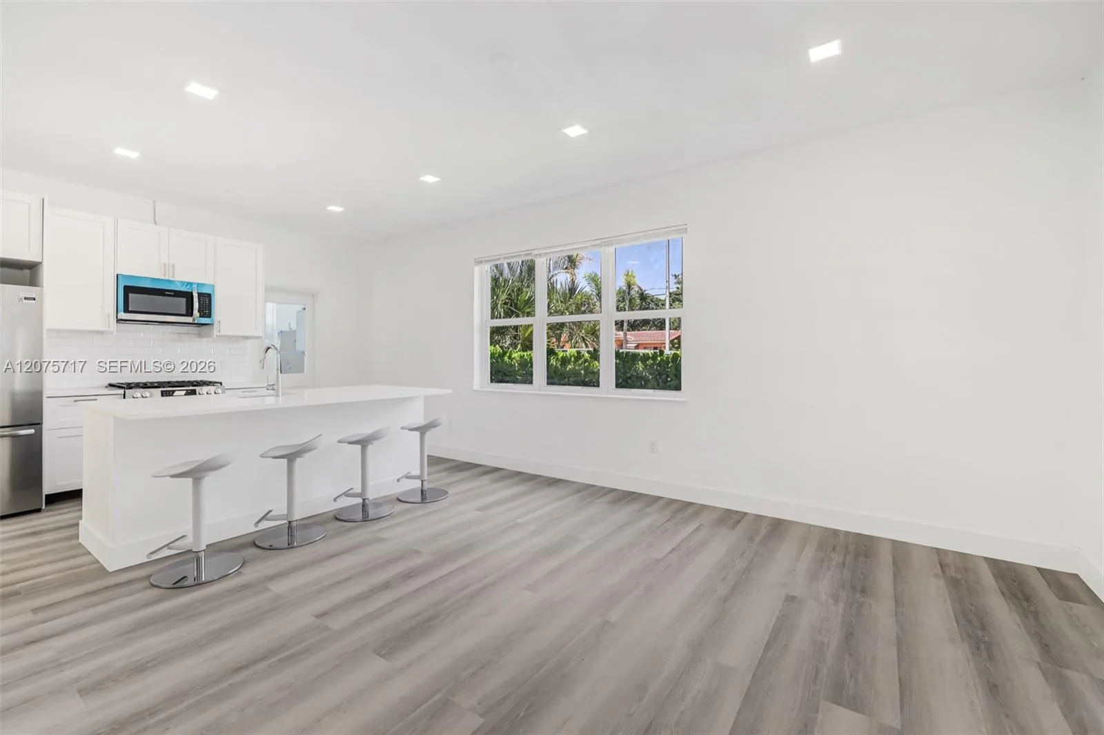 340 NE 125th St, North Miami, FL 33161 photo 12