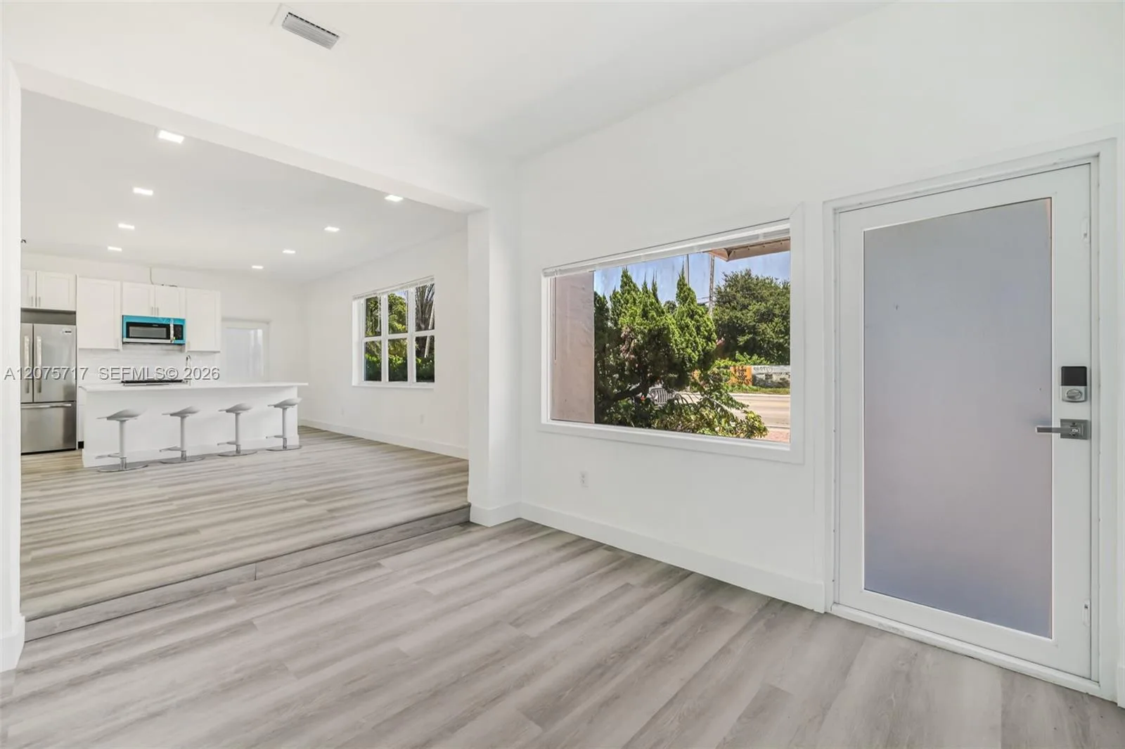 340 NE 125th St, North Miami, FL 33161 photo 9