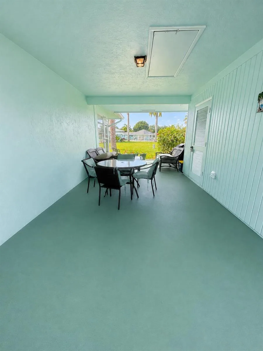 604 HUMMINGBIRD Lane, Delray Beach, FL 33445 — zdjęcie 2
