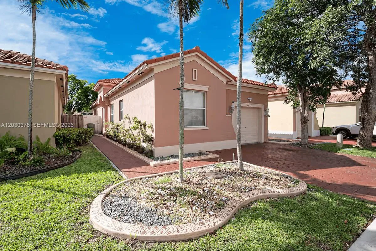 2327 NE 37th Ter, Homestead, FL 33033 photo 6