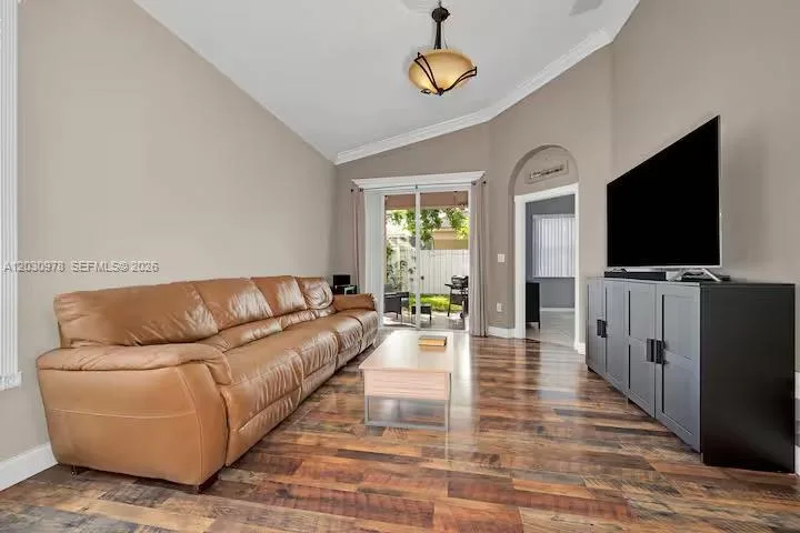 2327 NE 37th Ter, Homestead, FL 33033 photo 9
