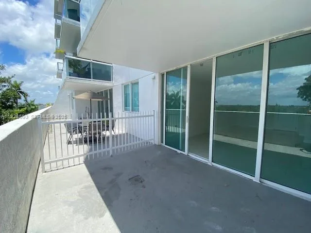 1861 NW S River Dr # 702, Miami, FL 33125