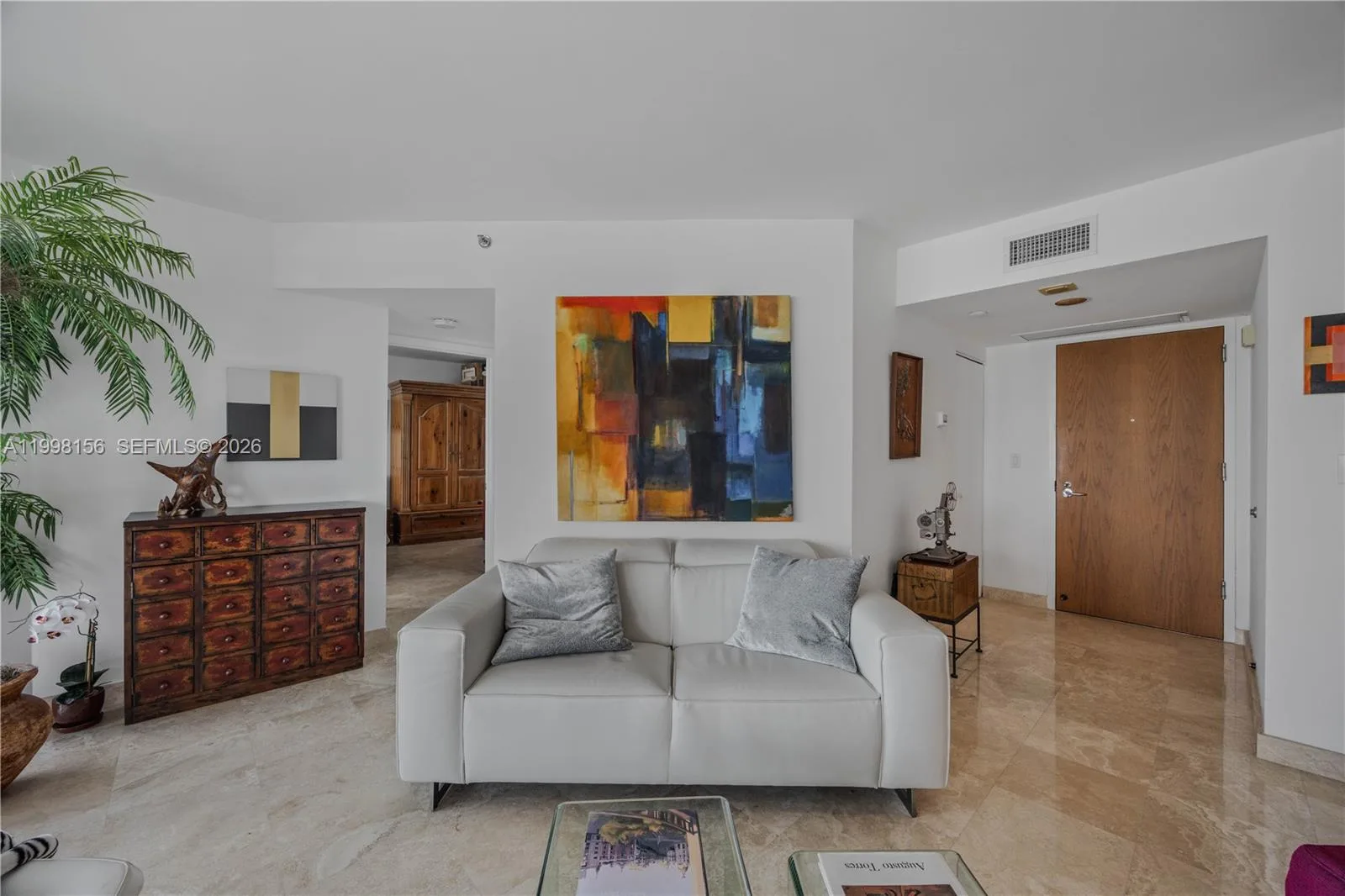 1000 W Island Blvd # 1910, Aventura, FL 33160 photo 11