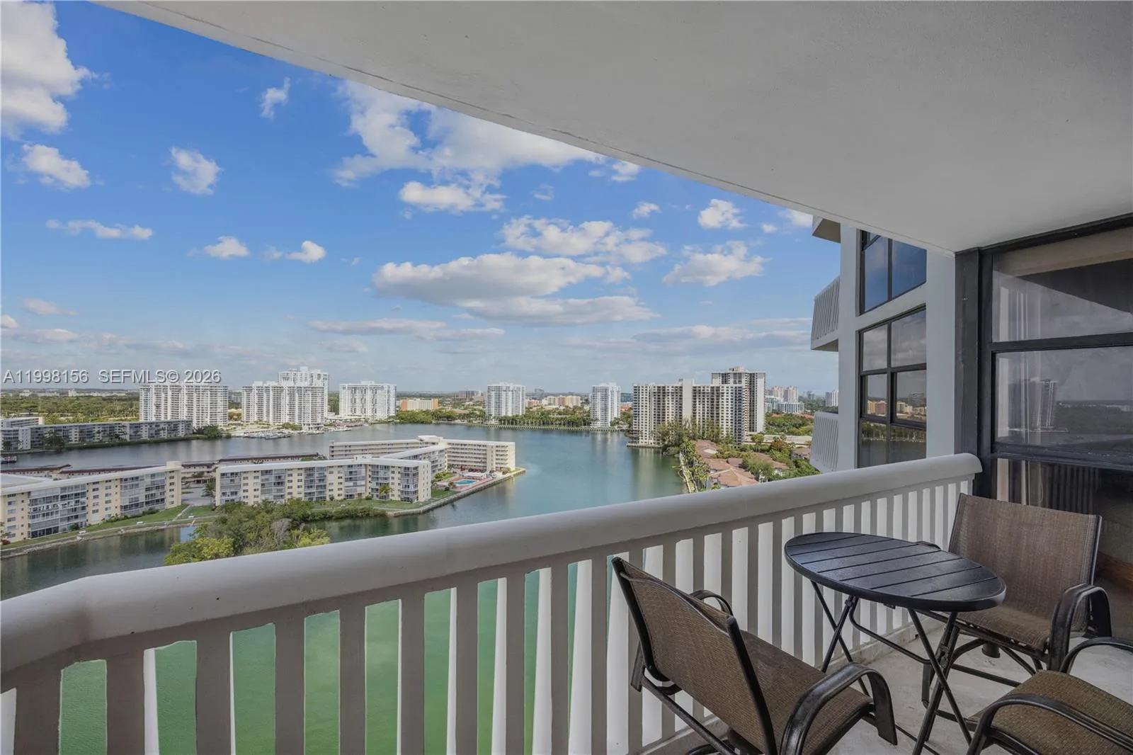 1000 W Island Blvd # 1910, Aventura, FL 33160 photo 2