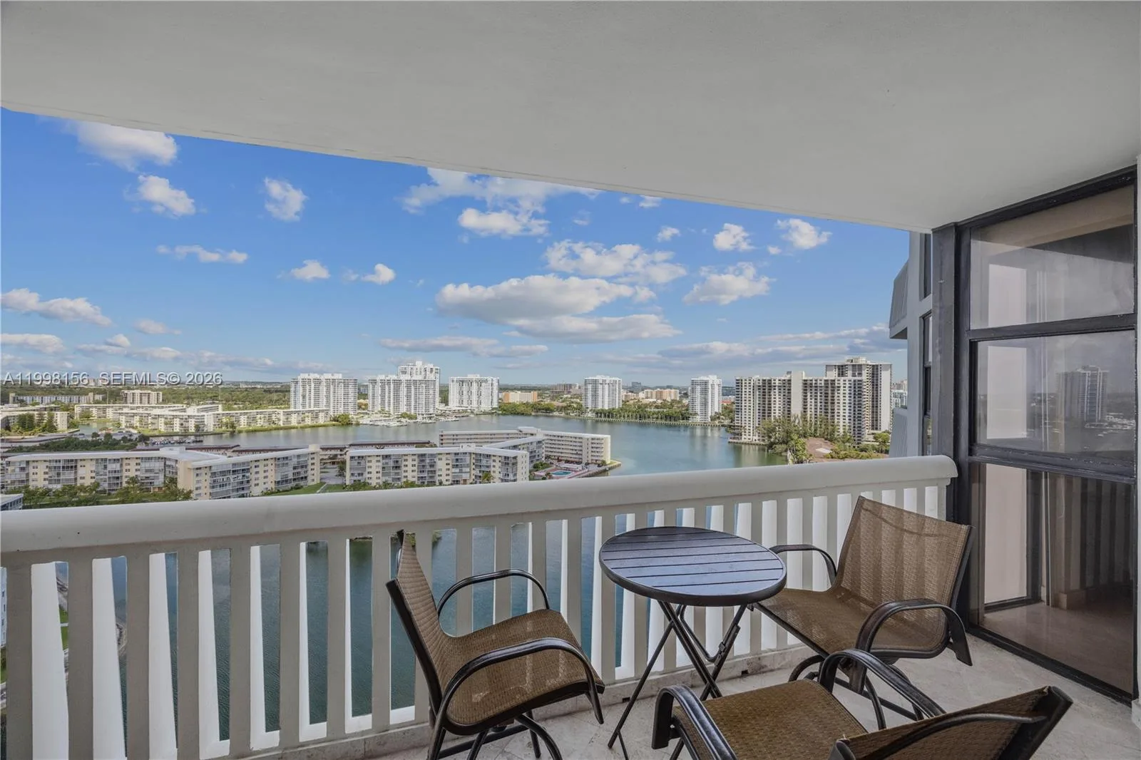 1000 W Island Blvd # 1910, Aventura, FL 33160 photo 3