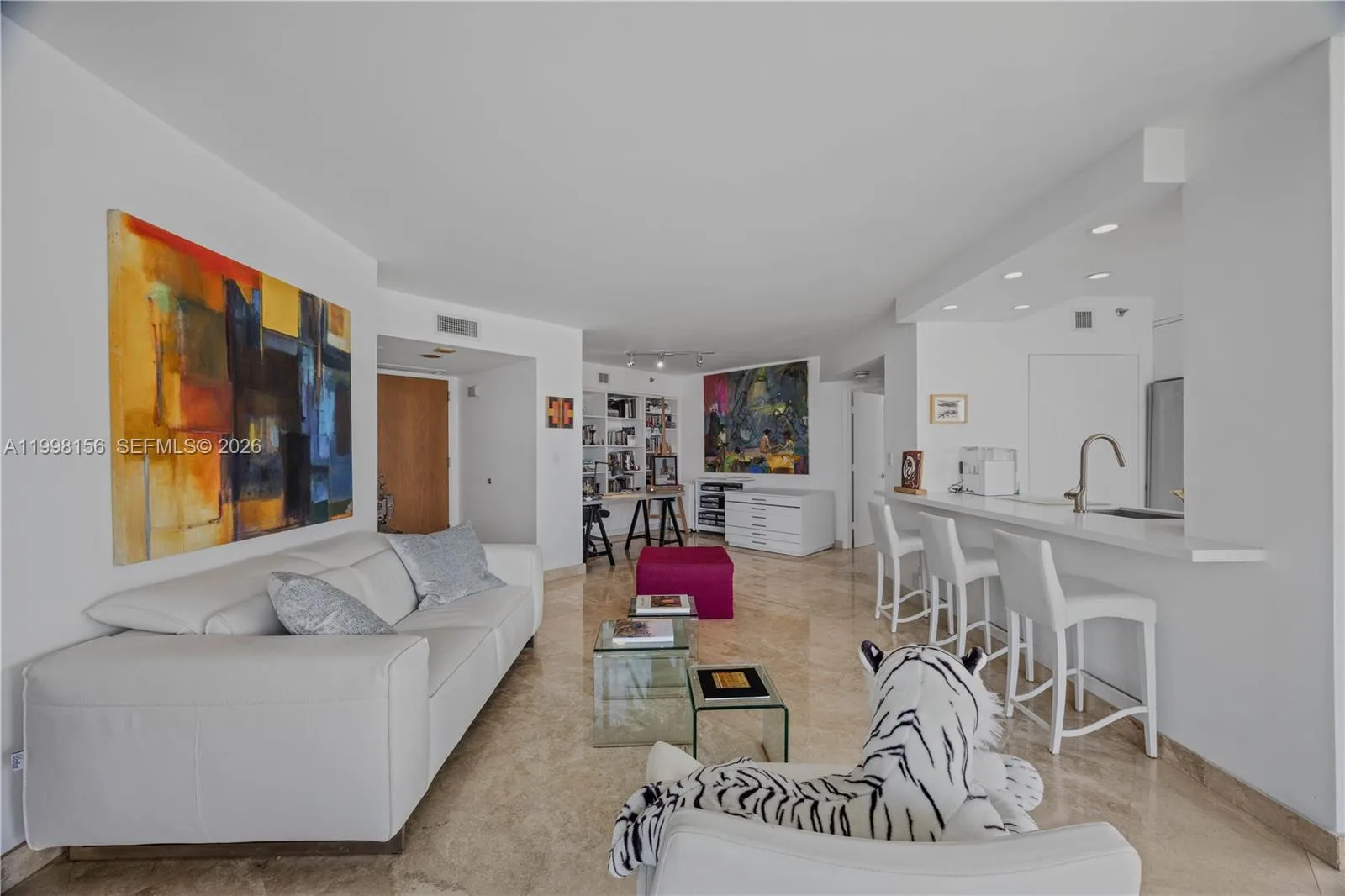 1000 W Island Blvd # 1910, Aventura, FL 33160 photo 9