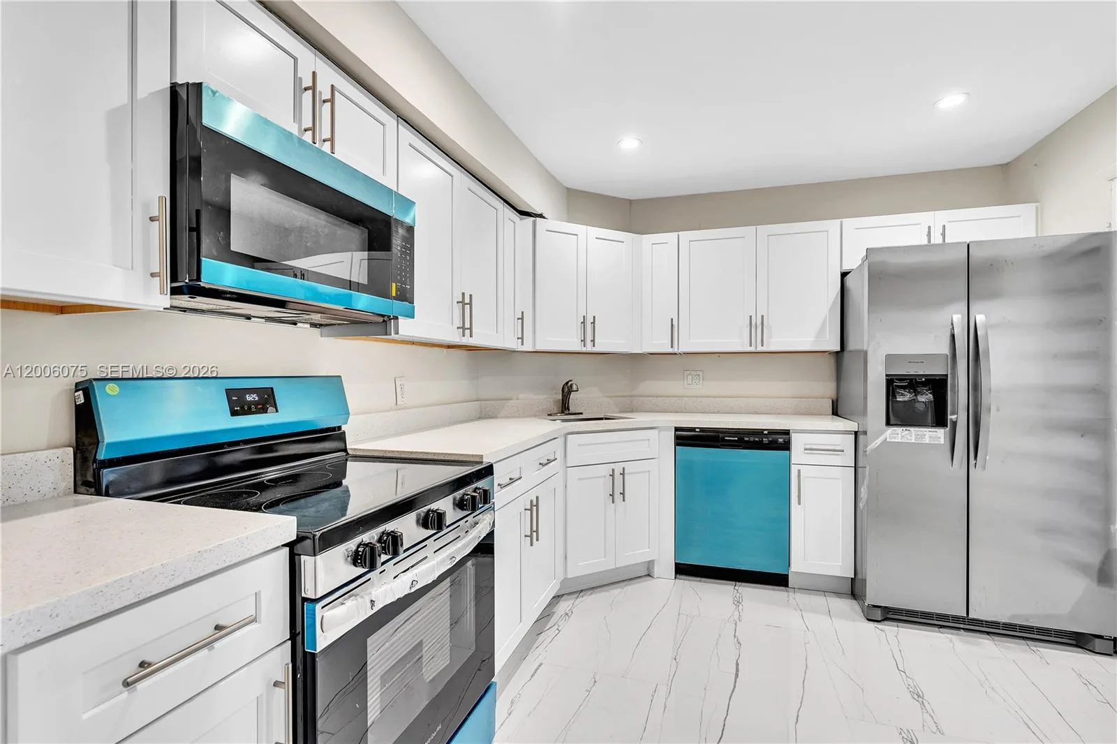 3360 Spanish Moss Ter # 305, Lauderhill, FL 33319