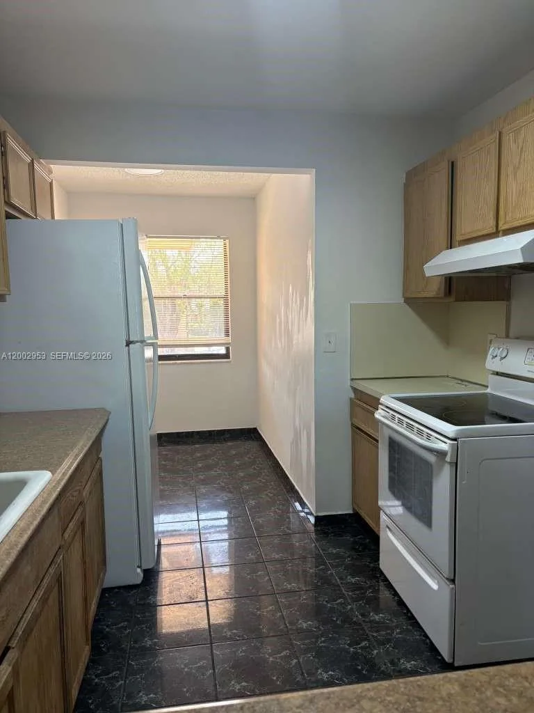 5937 Forest Hill Blvd # 204, West Palm Beach, FL 33415 photo 9