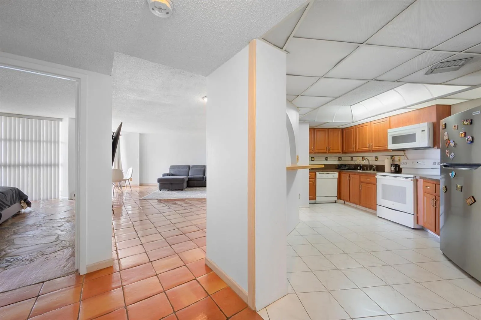 600 Parkview Drive # 1111 (PH11), Hallandale Beach, FL 33009 photo 11