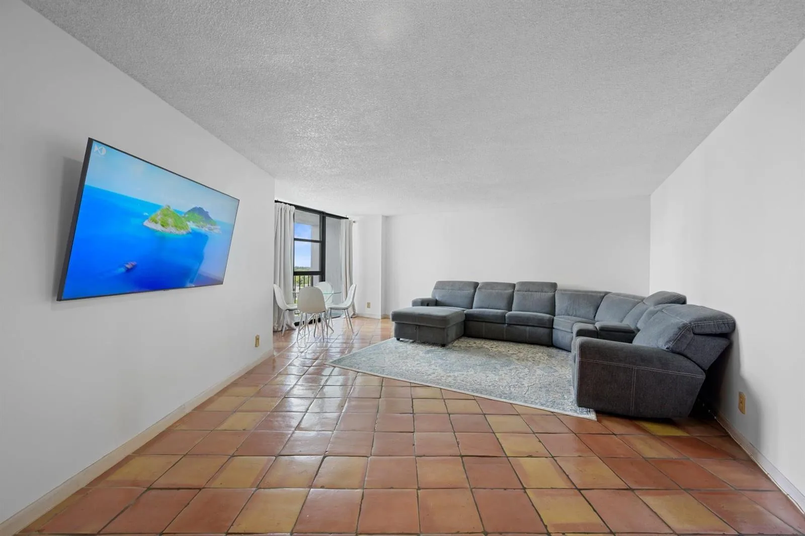 600 Parkview Drive # 1111 (PH11), Hallandale Beach, FL 33009 photo 4