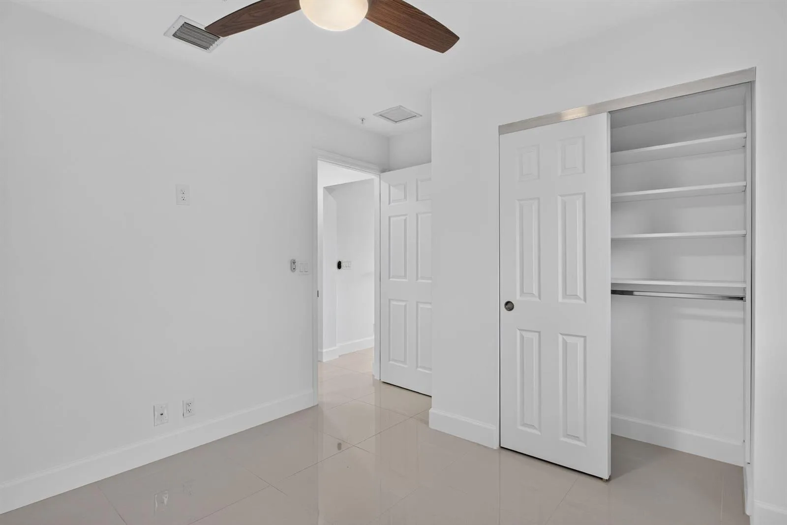 444 NW 41ST Street, Oakland Park, FL 33309 photo 7